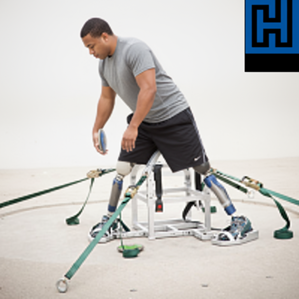 Стул для метания копья, диска, ядра с регулируемыми упорами для ног