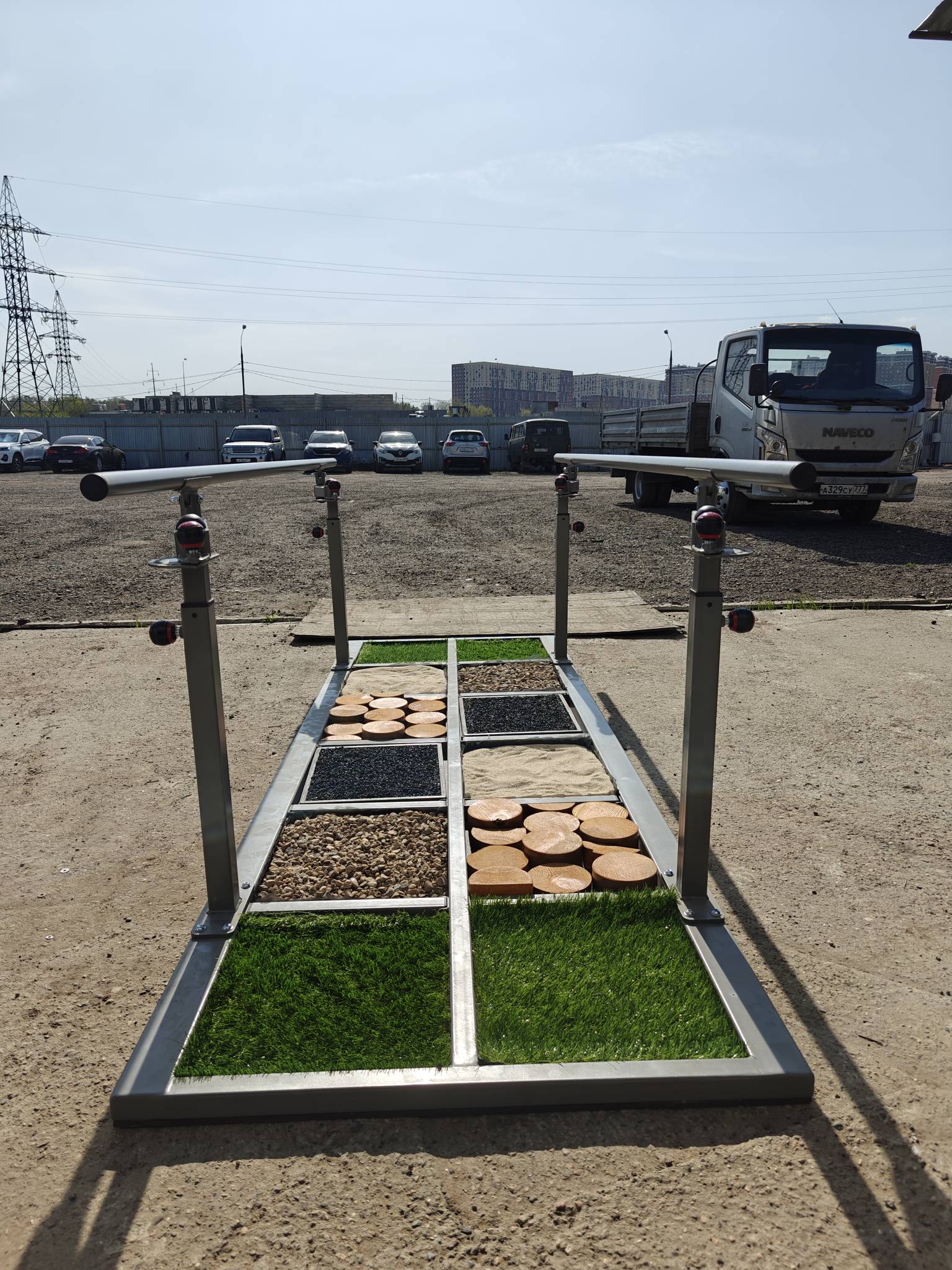 Дорожка для ходьбы с имитацией неровной поверхности 3 x 1 м