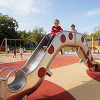 Горка Гусеница