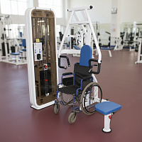 Жим от груди для инвалидов